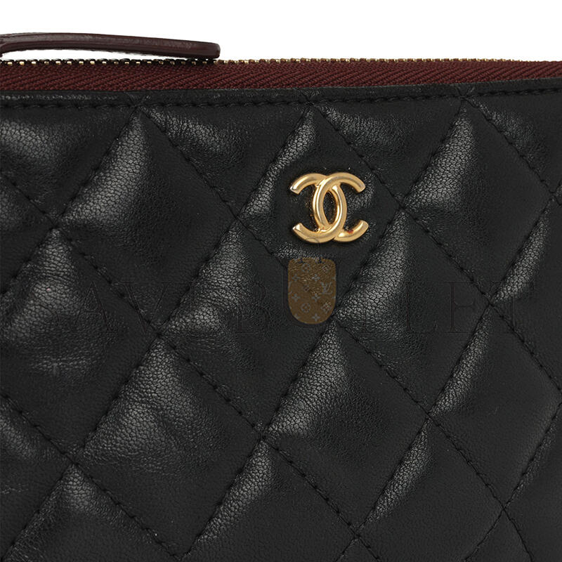 CHANEL CLASSIC MINI POUCH  LAMBSKIN GOLD HARDWARE A82365 (15*9.5*1cm)